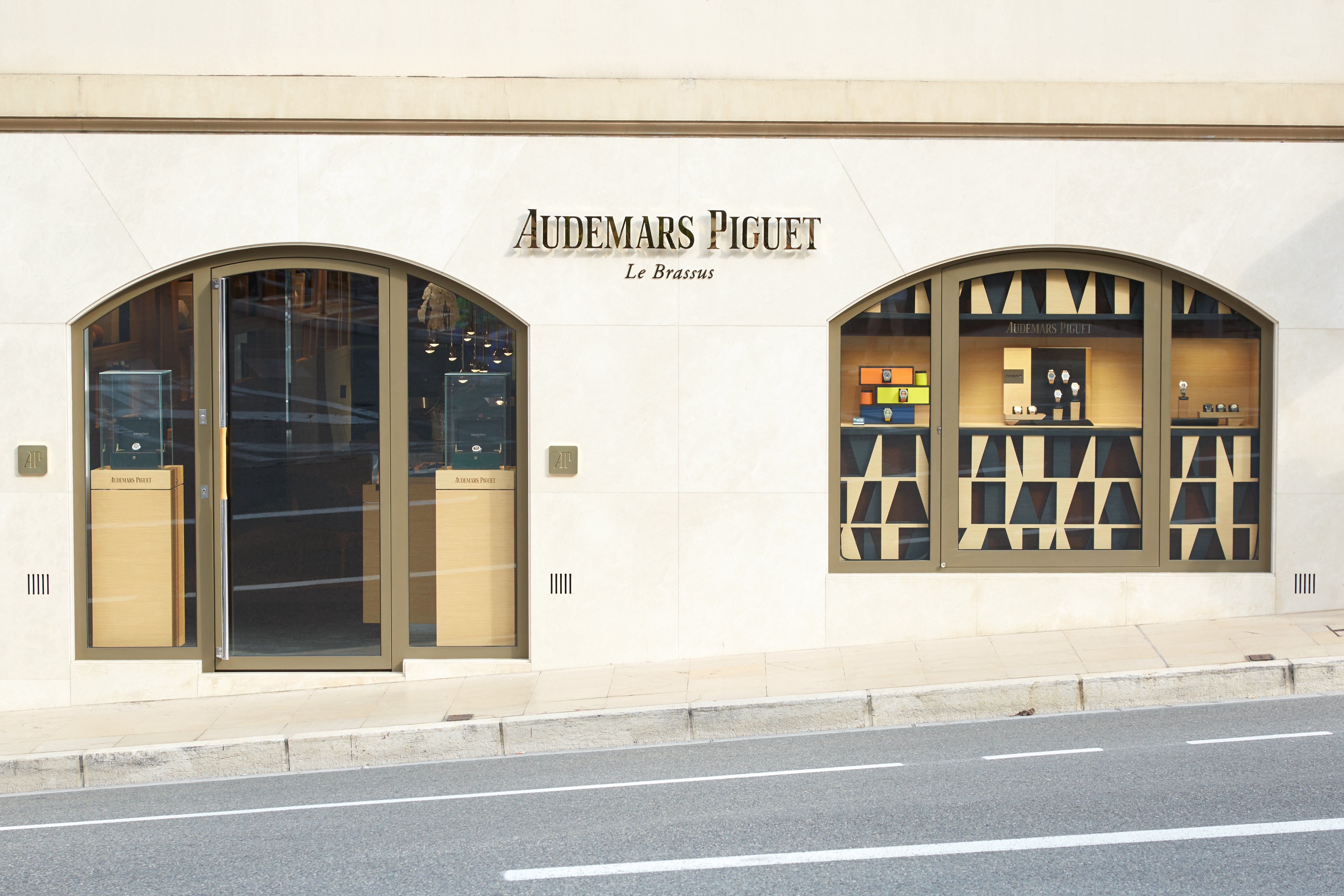 Image of Audemars Piguet Royal Oak Neden Bu Kadar Pahalı? Marka Hikayesi ve Arz-Talep Dengesi